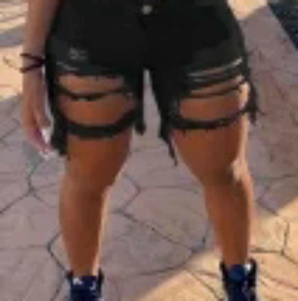 Shorts - Picture 2 of 6